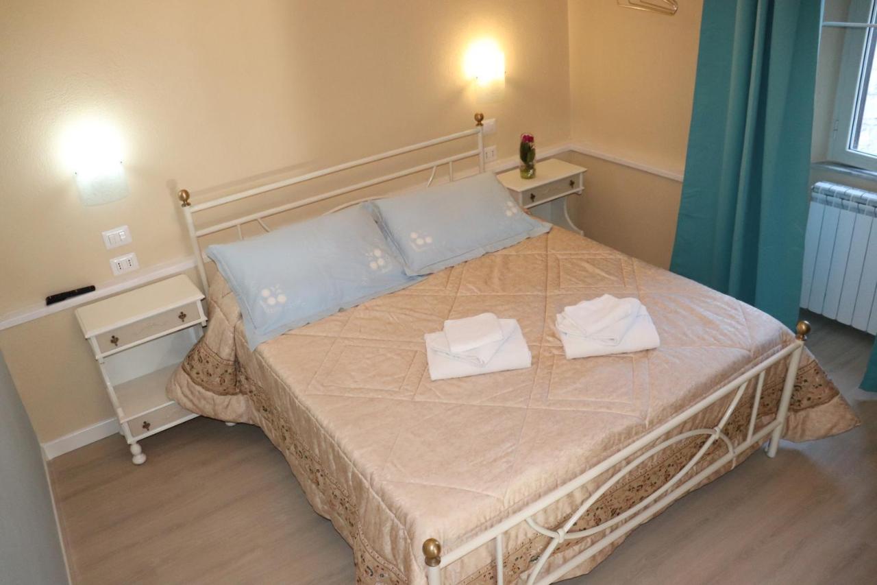 B&B Camere Montalto Centro มอนตัลโต ดิ กัสโตร ภายนอก รูปภาพ