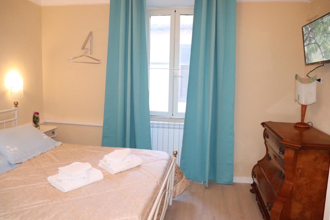 B&B Camere Montalto Centro มอนตัลโต ดิ กัสโตร ภายนอก รูปภาพ