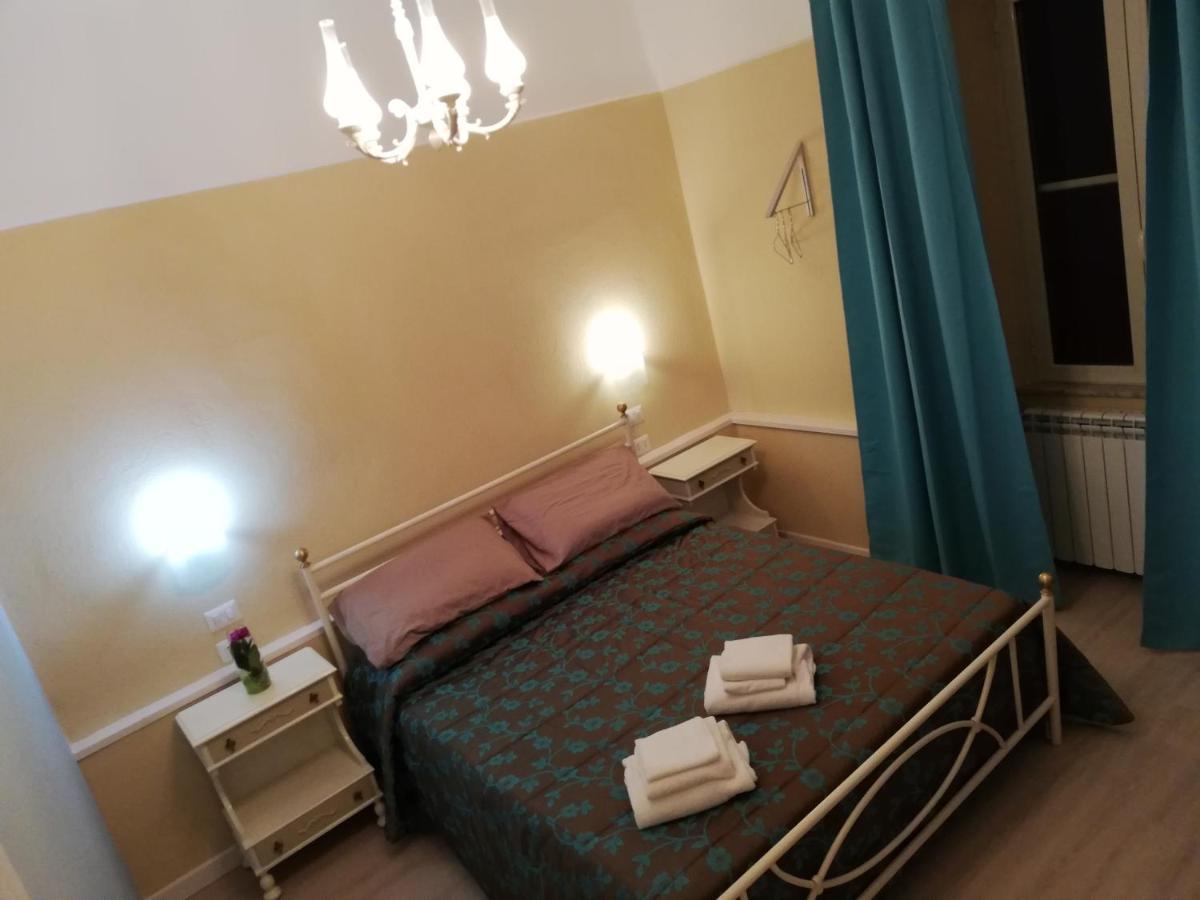 B&B Camere Montalto Centro มอนตัลโต ดิ กัสโตร ภายนอก รูปภาพ