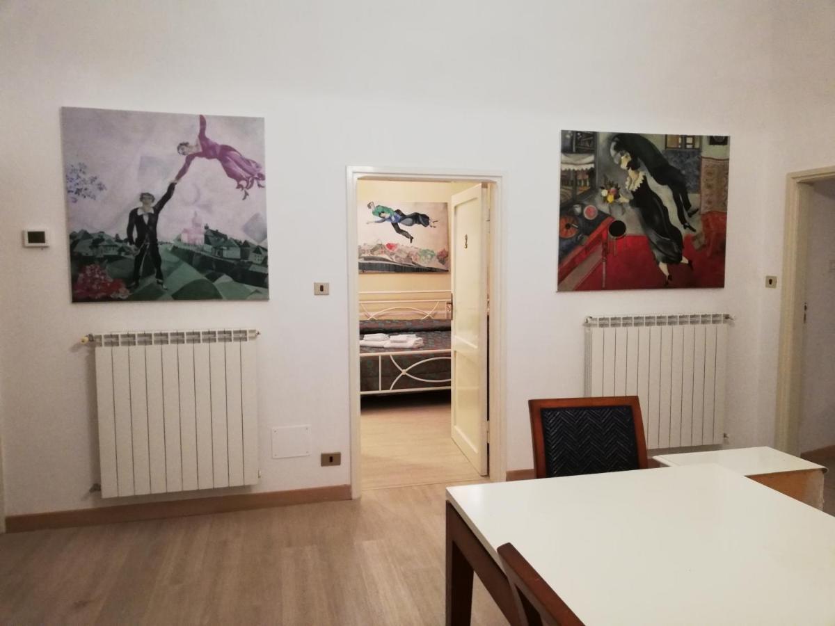 B&B Camere Montalto Centro มอนตัลโต ดิ กัสโตร ภายนอก รูปภาพ