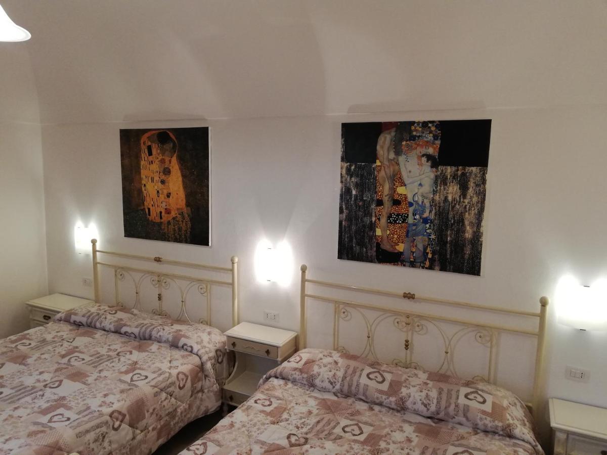 B&B Camere Montalto Centro มอนตัลโต ดิ กัสโตร ภายนอก รูปภาพ